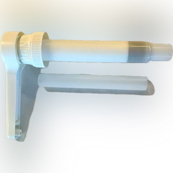 WEN GALLON PUMP NEVER USED HAIR CLEANSING CONDITIONER 11.5” 128 oz REPLACEMENT - Picture 4 of 5